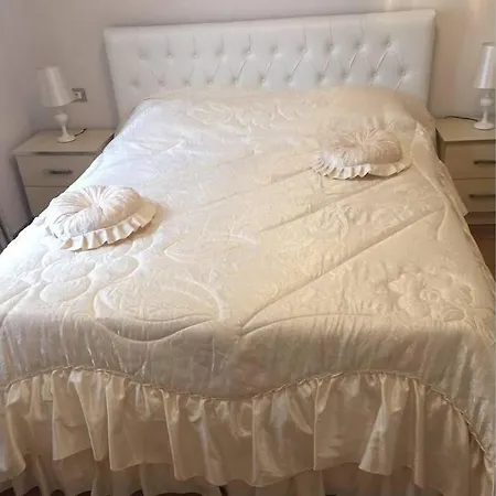 Villa Villa Tirana *